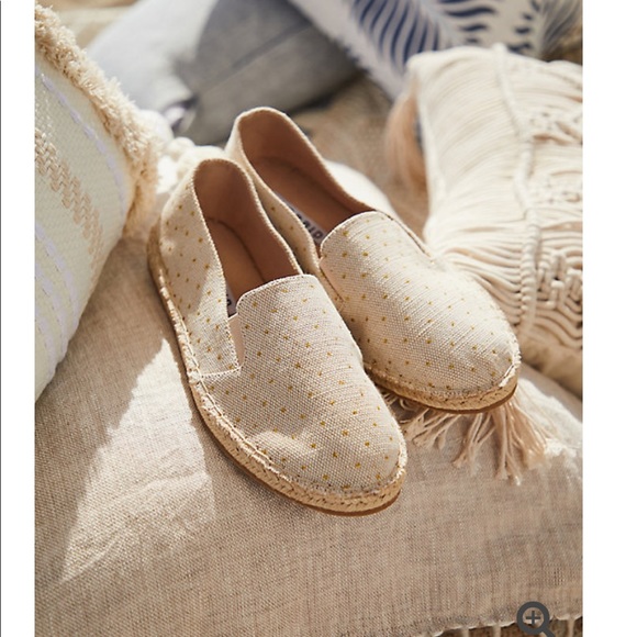 wide width espadrille flats